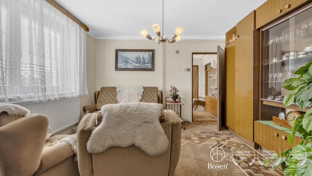 BOSEN | REZERVOVANÉ! Na predaj 4 izbový rodinný dom Veľké Leváre