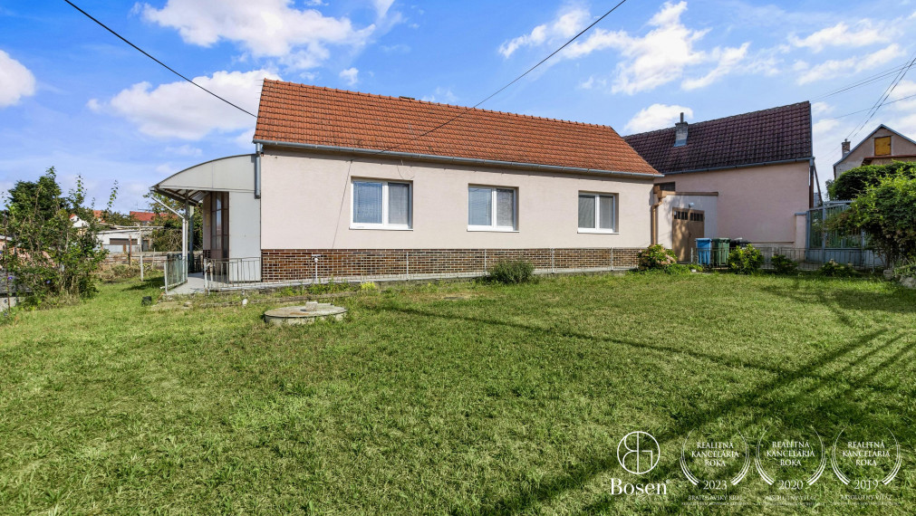 BOSEN | REZERVOVANÉ! Na predaj 4 izbový rodinný dom Veľké Leváre