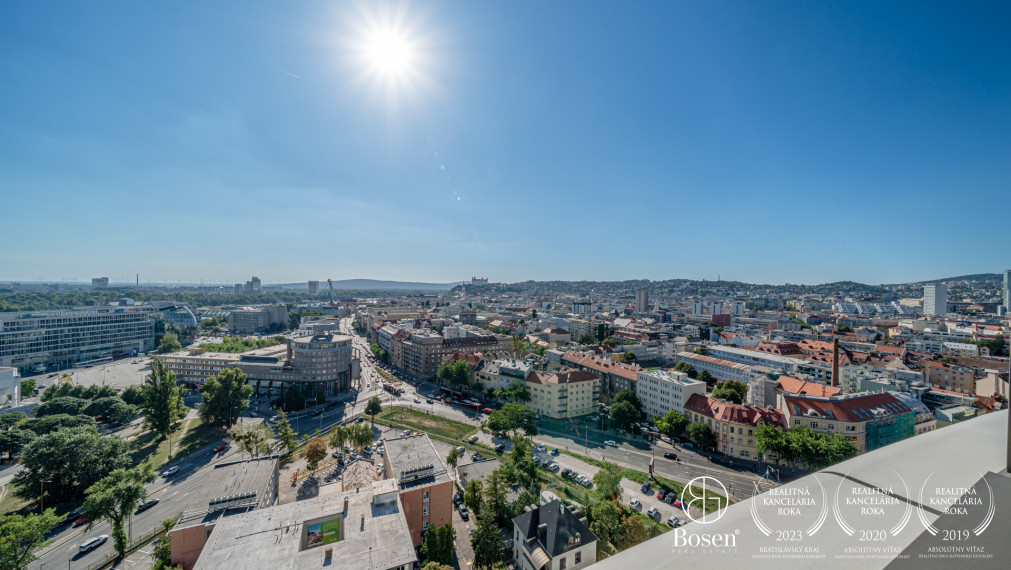 PRENAJATÉ - BOSEN| Nadštandardný 2 izbový byt v projekte Sky Park s výhľadom na hrad, garážovým státím a pivnicou, Čuleňová, 58 m²