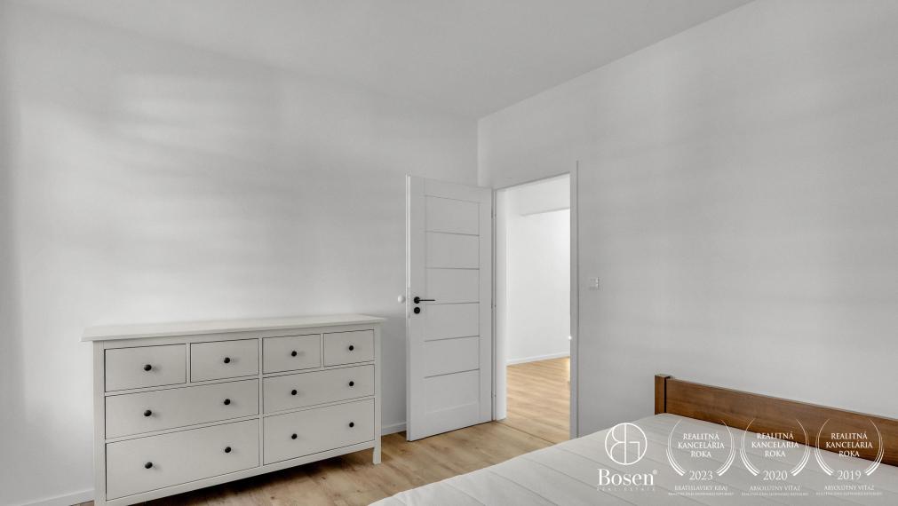 BOSEN | priestranný 3 izbový byt v centre mesta Malacky, Radlinského