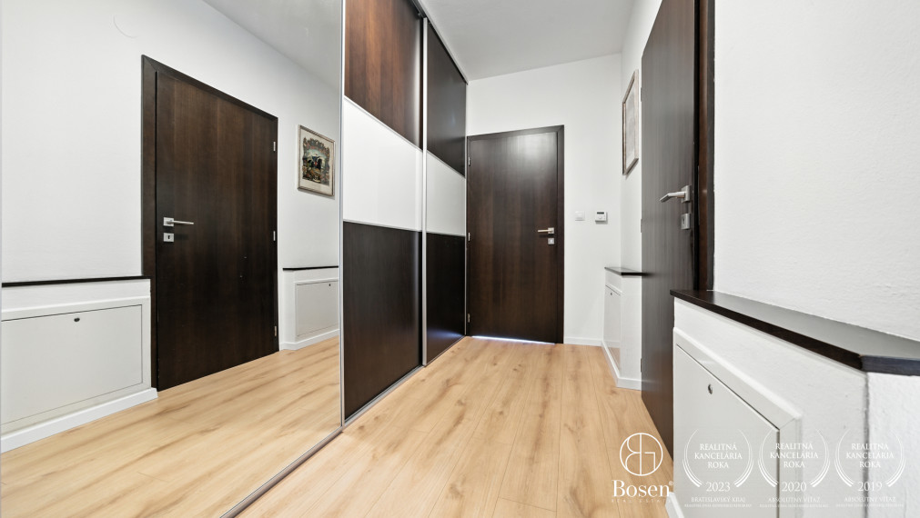 BOSEN | Penthaus s dvoma terasami a výhľadom, 267 m2 | Kramáre – Uhrova ulica