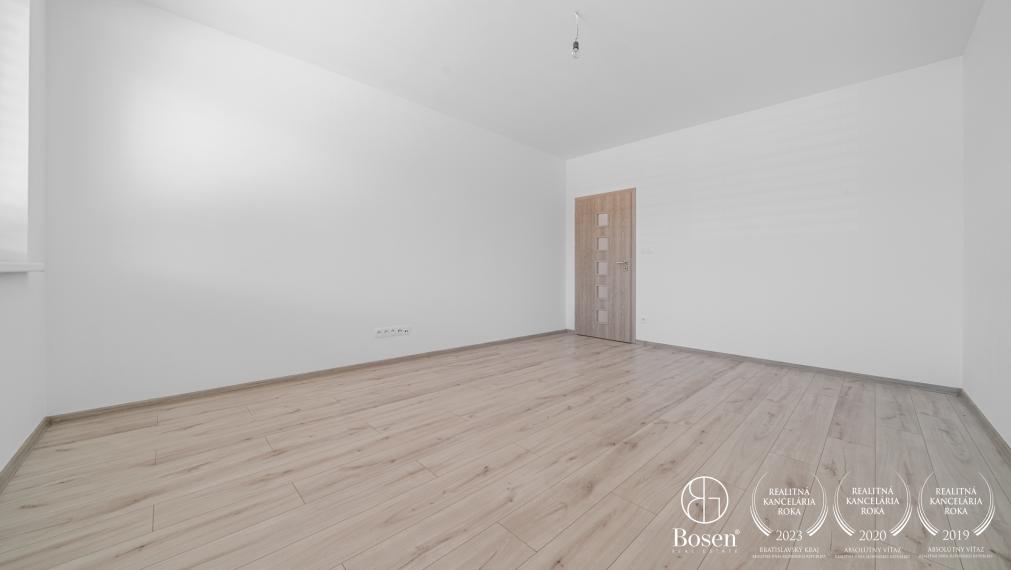 BOSEN | 4 izb. byt v trojdome 120 m2, Zlaté Klasy