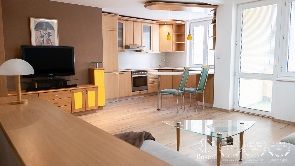 BOSEN I 2 izbový veľký priestranný byt, Ružinov