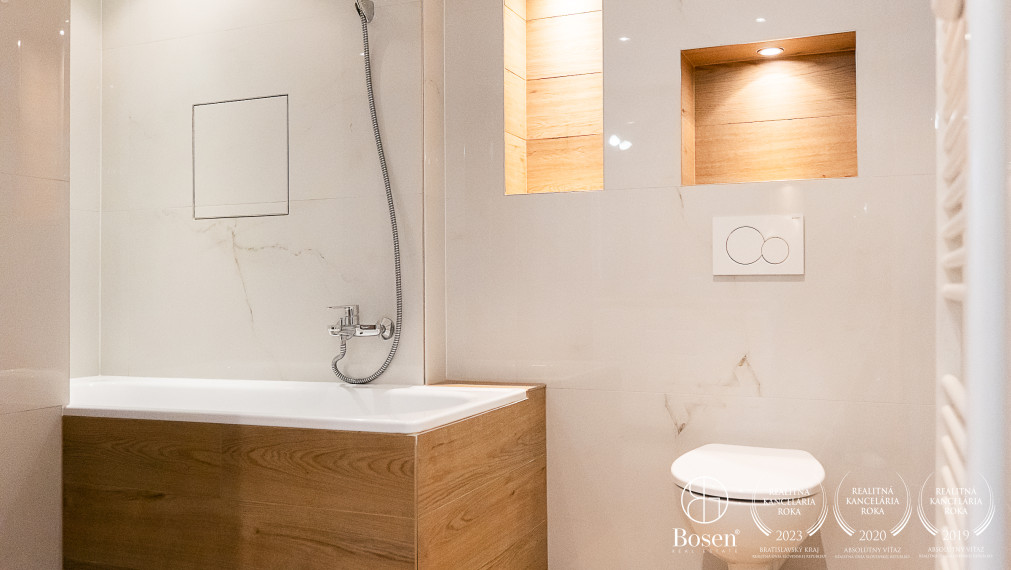 BOSEN I 2 izbový veľký priestranný byt, Ružinov