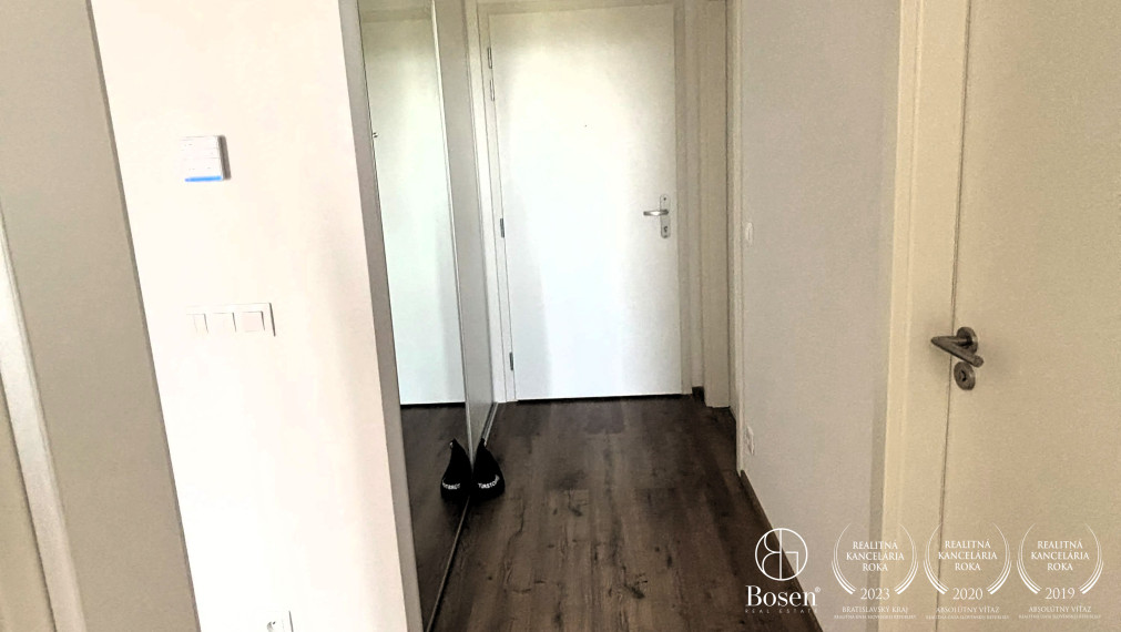 LOYALTERS | Predaj 2 izbového bytu s parkovaním a pivnicou v cene!