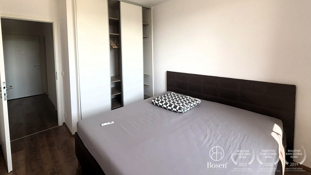 LOYALTERS | Predaj 2 izbového bytu s parkovaním a pivnicou v cene!