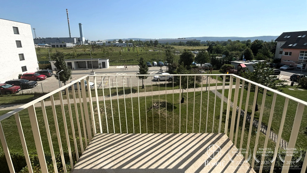 LOYALTERS | Predaj 2 izbového bytu s parkovaním a pivnicou v cene!