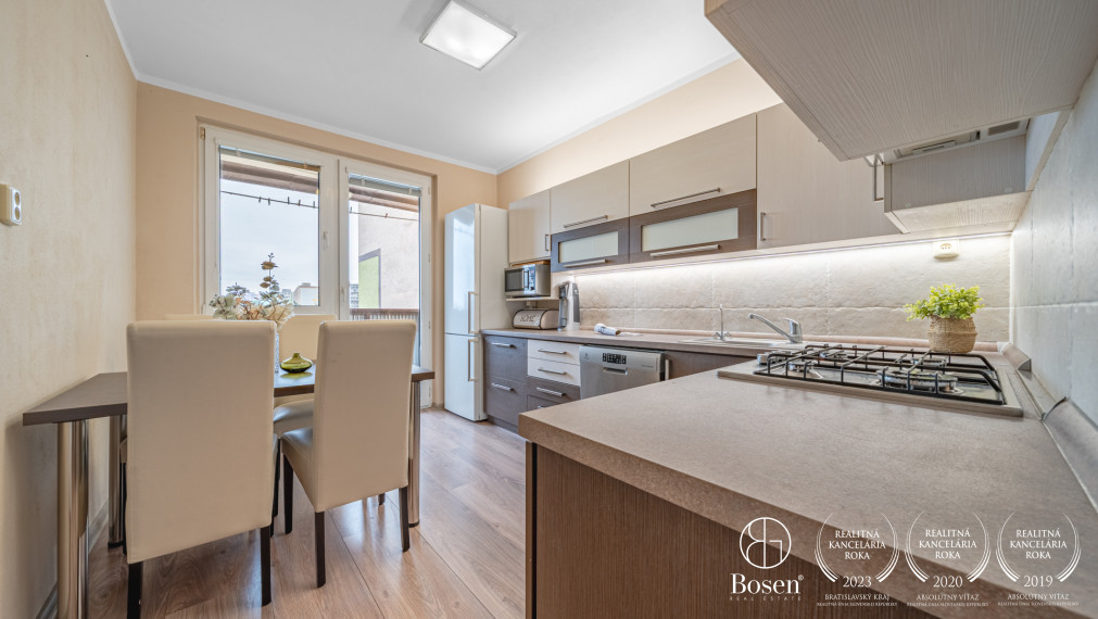 BOSEN | Ihneď voľný 4-izb. byt s logiou vo Vrakuni