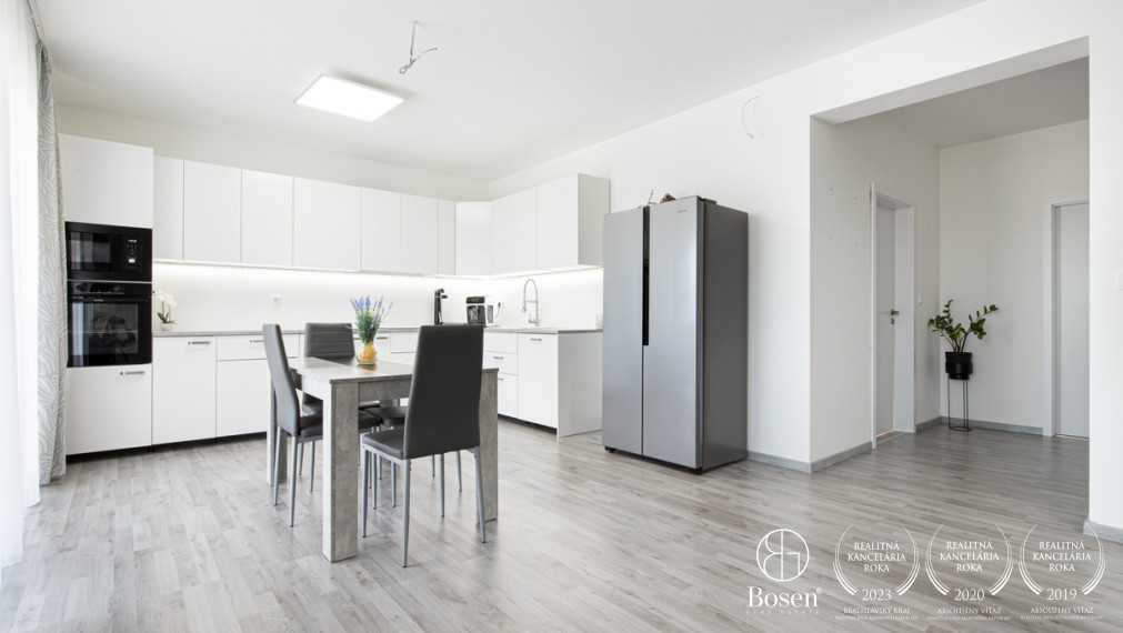 BOSEN | Novostavba – priestranný byt v rodinnom dome s terasou v novej štvrti, Dunajská Streda