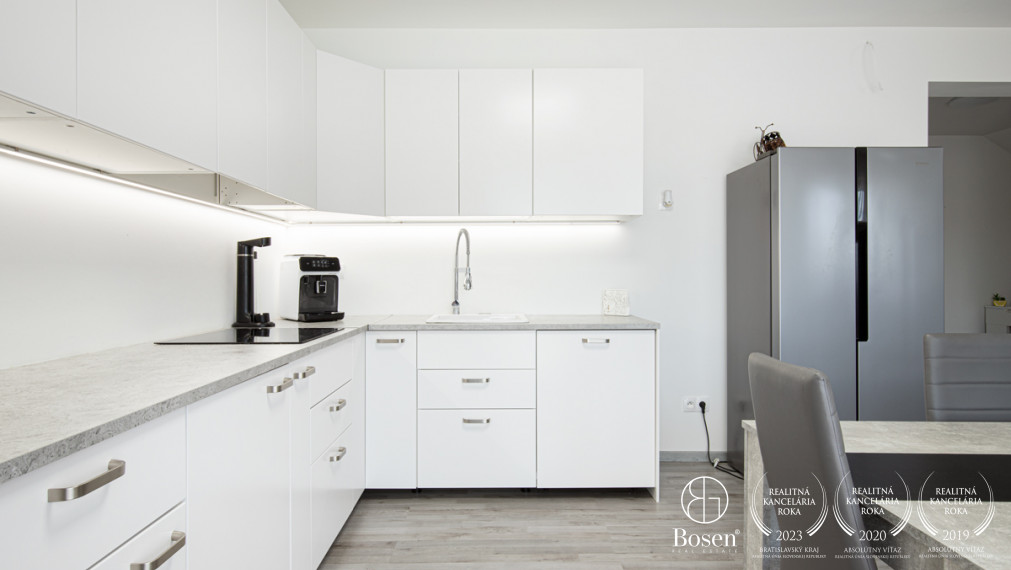 BOSEN | Novostavba – priestranný byt v rodinnom dome s terasou v novej štvrti, Dunajská Streda