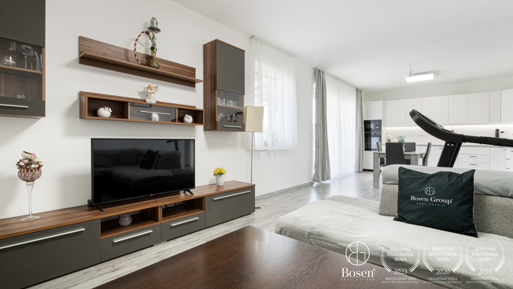 BOSEN | Novostavba – priestranný byt v rodinnom dome s terasou v novej štvrti, Dunajská Streda