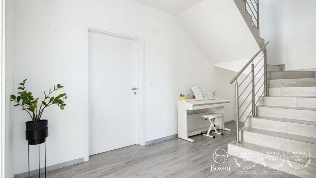 BOSEN | Novostavba – priestranný byt v rodinnom dome s terasou v novej štvrti, Dunajská Streda