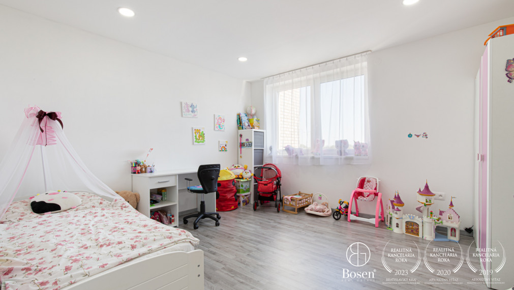 BOSEN | Novostavba – priestranný byt v rodinnom dome s terasou v novej štvrti, Dunajská Streda