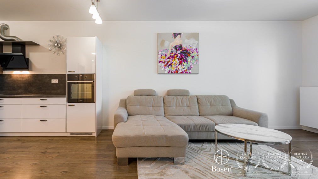 Bosen | Kompletne zariadený 2-izbový byt na prenájom v Rovinke s dvomi parkovacími státiami