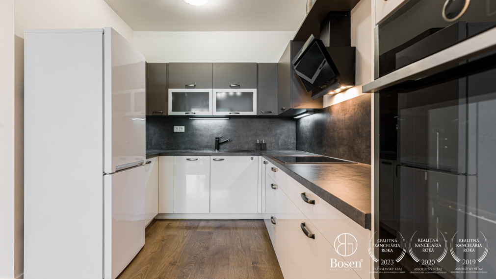 Bosen | Kompletne zariadený 2-izbový byt na prenájom v Rovinke s dvomi parkovacími státiami