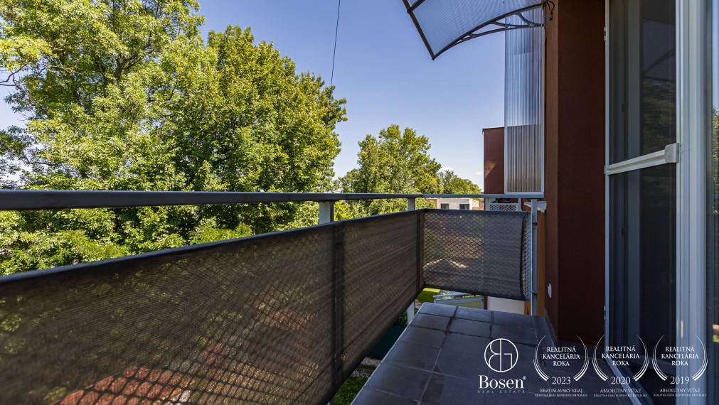 Bosen | Kompletne zariadený 2-izbový byt na prenájom v Rovinke s dvomi parkovacími státiami