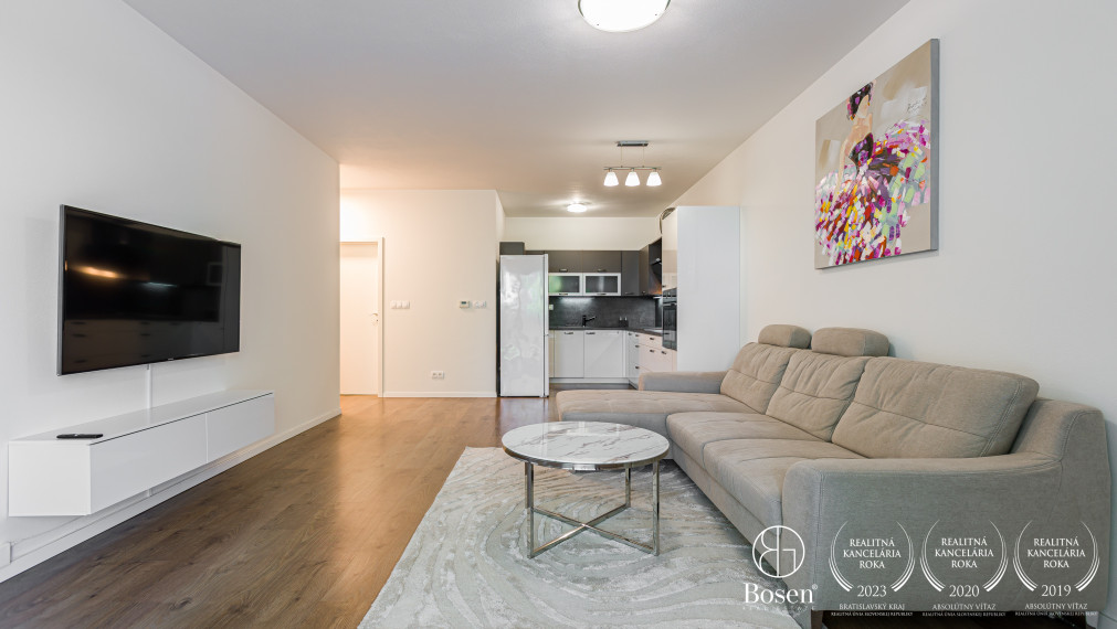 Bosen | Kompletne zariadený 2-izbový byt na prenájom v Rovinke s dvomi parkovacími státiami