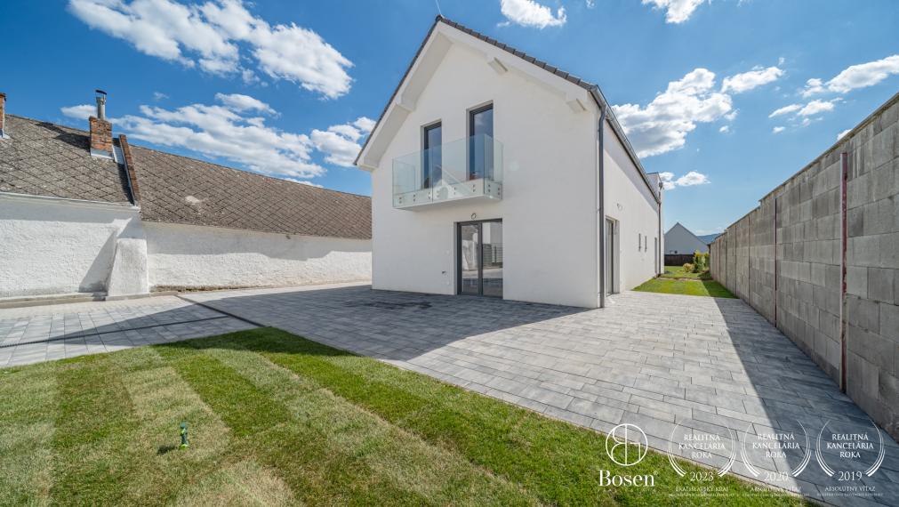 BOSEN | 3,5 izbový byt v dvojdome, Záhorská Bystrica