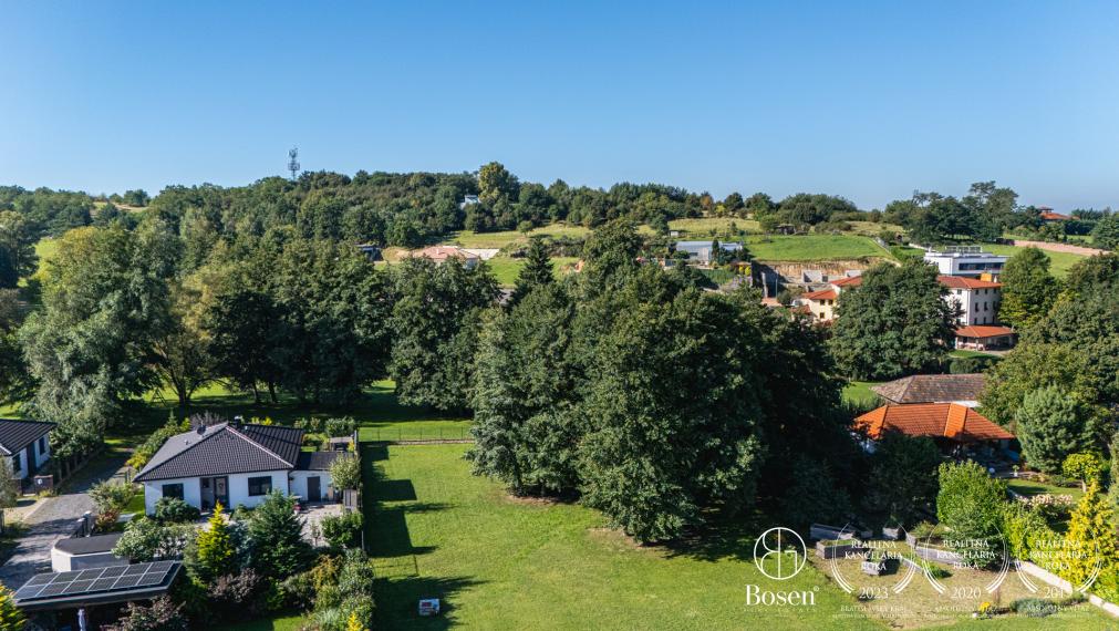 BOSEN | Jedinečný pozemok na úpätí Malých Karpát