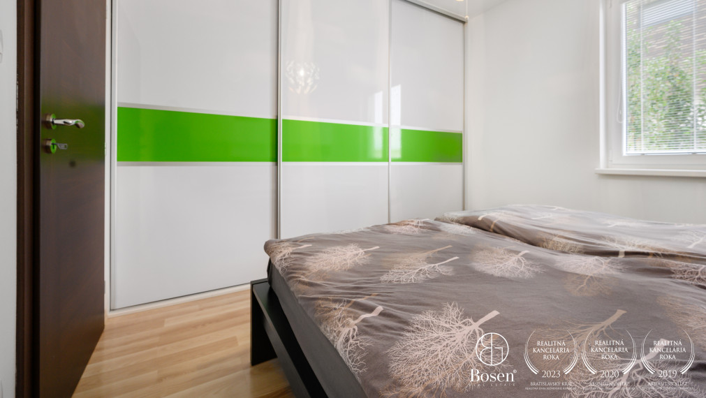 BOSEN |  3 izb.byty s vlastným parkovaním,priestranou záhradou