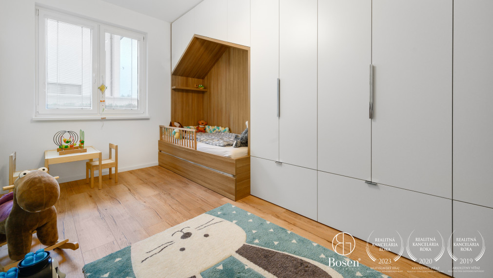 BOSEN |  3 izb.byty s vlastným parkovaním,priestranou záhradou