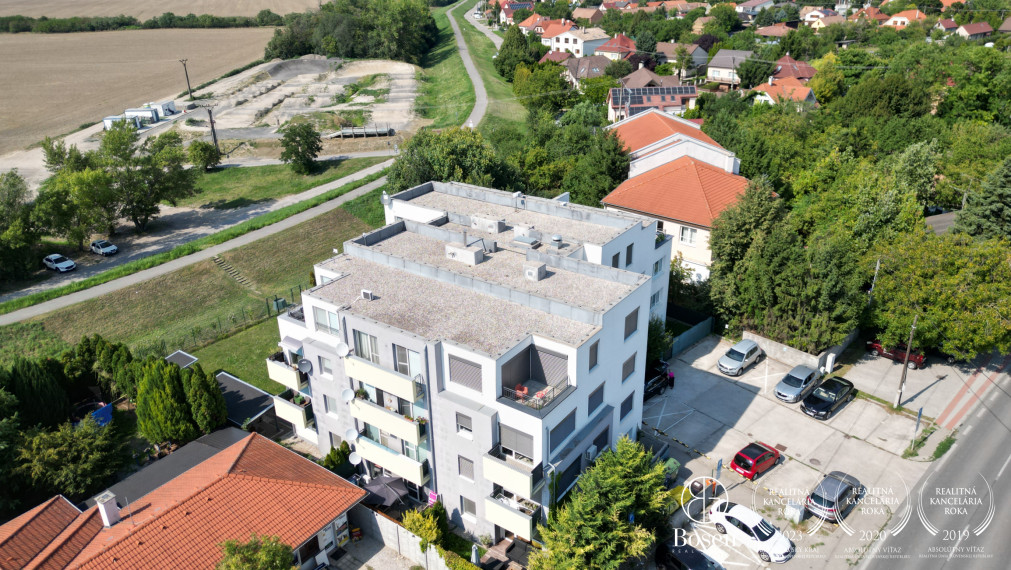 Bosen Realicity | Priestranný 3 izbový byt v Dunajskej Lužnej