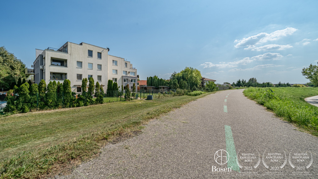 Bosen Realicity | Priestranný 3 izbový byt v Dunajskej Lužnej