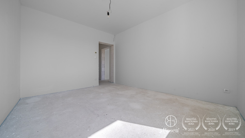 BOSEN |  Nadštandardný 4-izbový rodinný dom s garážou a terasou – Dojč