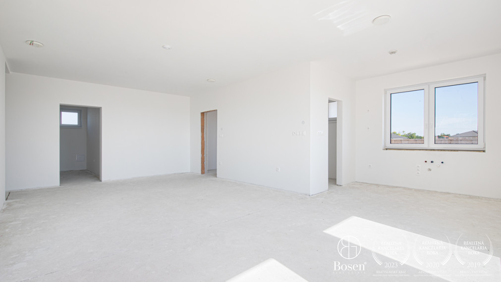 BOSEN | Dizajnový 4i RD s garážou v novom obytnom parku Čenkesfa v Povode