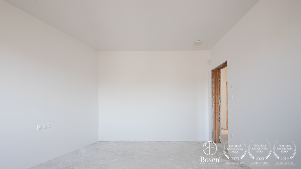 BOSEN | Dizajnový 4i RD s garážou v novom obytnom parku Čenkesfa v Povode