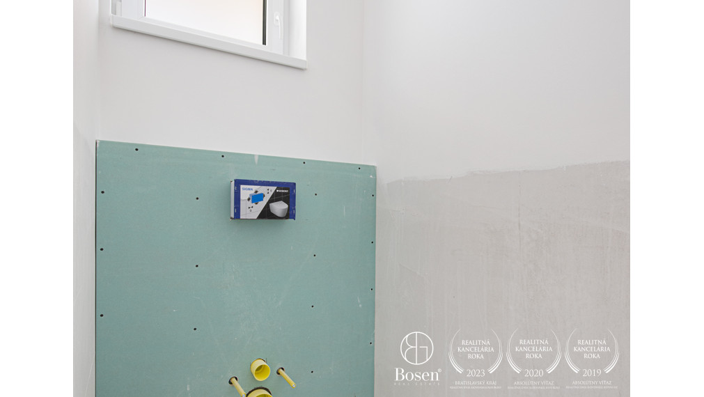 BOSEN | Dizajnový 4i RD s garážou v novom obytnom parku Čenkesfa v Povode