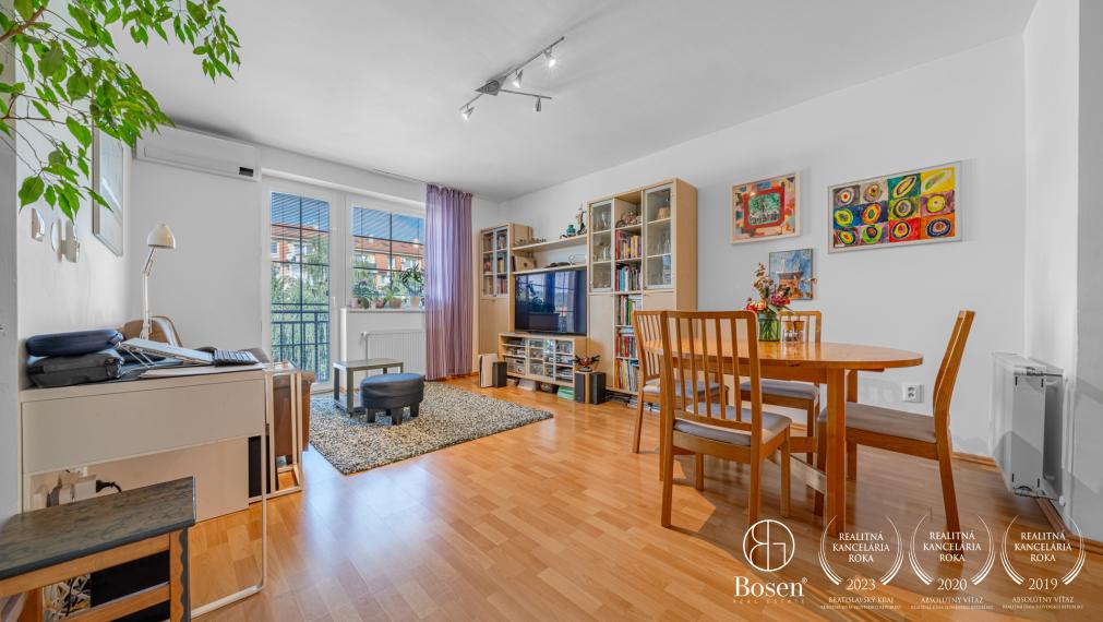 BOSEN | 3 izb.byt s výhladom, dva balkóny, Svätý Jur, Pri Štadióne, 82 m2