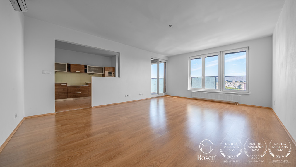 BOSEN | Veľký 3-izb.byt vo dvore, 2 parkingy v garáži, Ružinov, Trnavská cesta, 100 m2