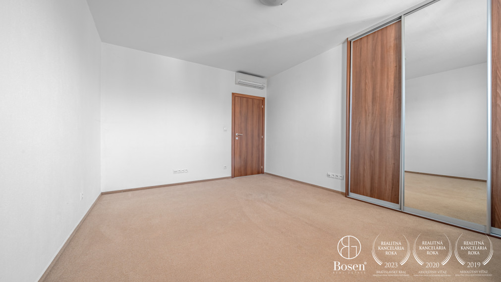 BOSEN | Veľký 3-izb.byt vo dvore, 2 parkingy v garáži, Ružinov, Trnavská cesta, 100 m2