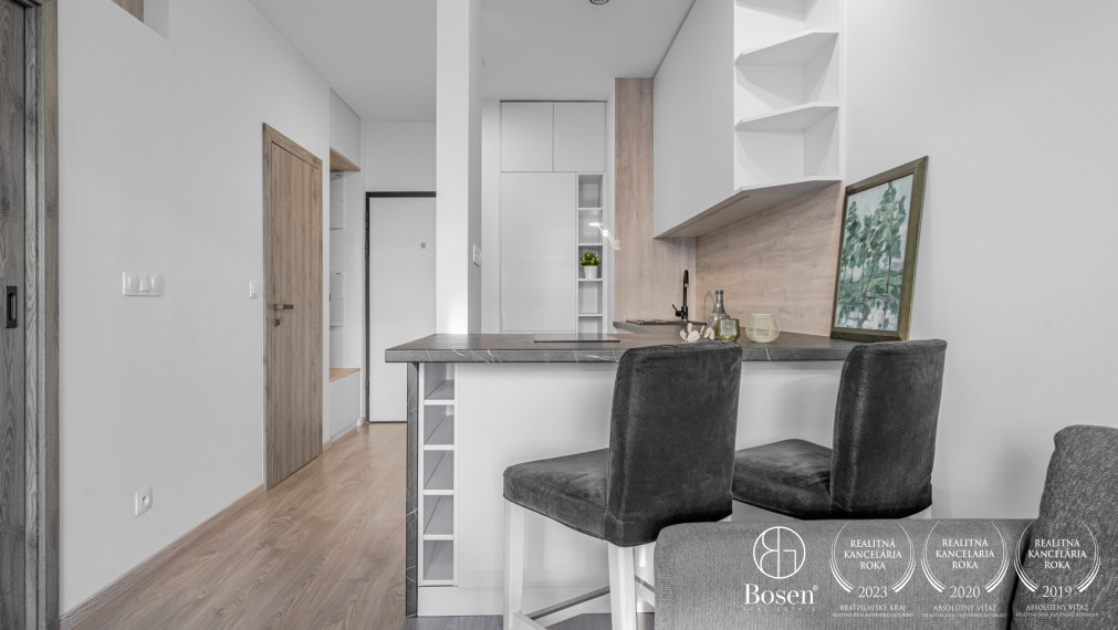 BOSEN | Moderný 2 izbový byt, Slnečnice - Zóna Mesto