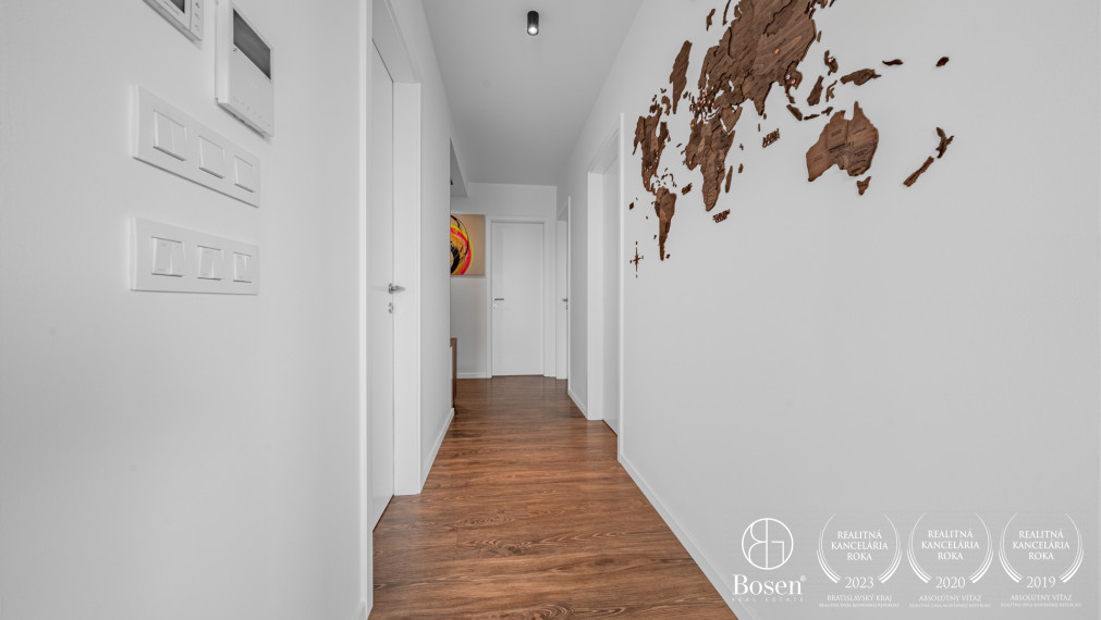 REZERVOVANÉ: BOSEN | 3kk byt v novostavbe EINPARK s panoramatickými výhľadmi