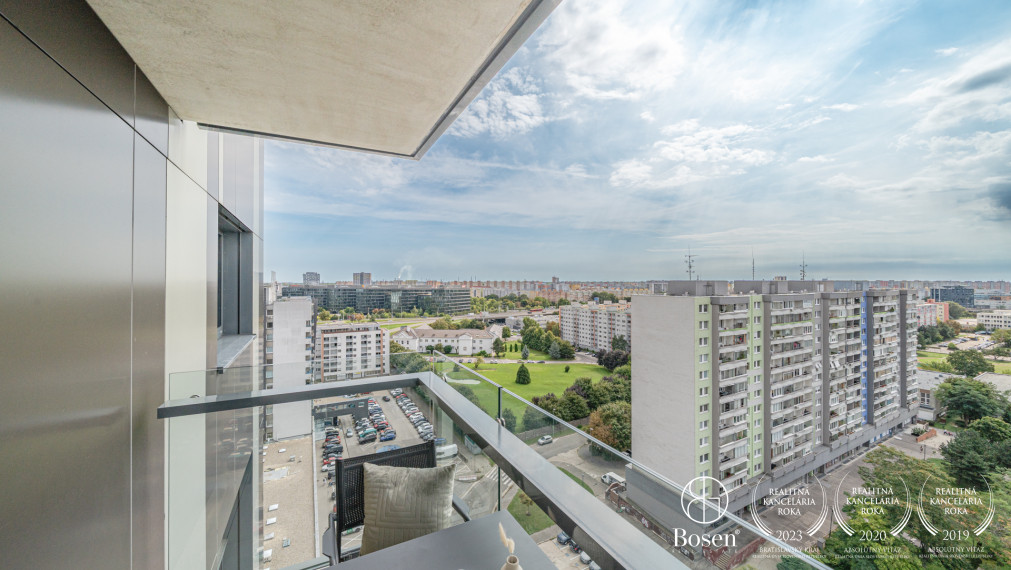 REZERVOVANÉ: BOSEN | 3kk byt v novostavbe EINPARK s panoramatickými výhľadmi