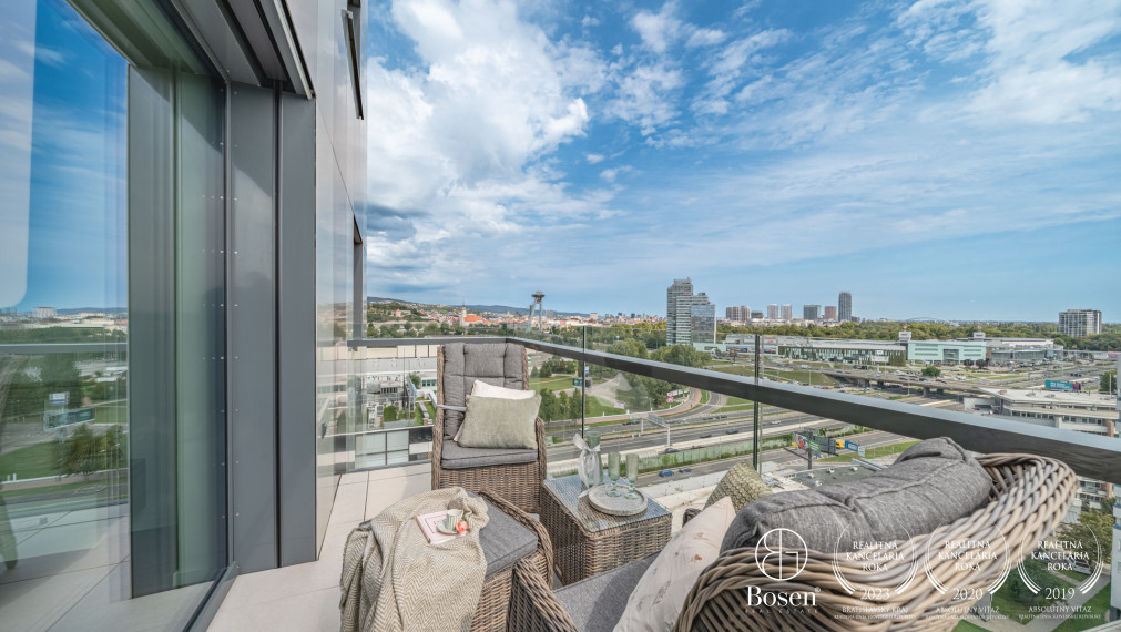 REZERVOVANÉ: BOSEN | 3kk byt v novostavbe EINPARK s panoramatickými výhľadmi