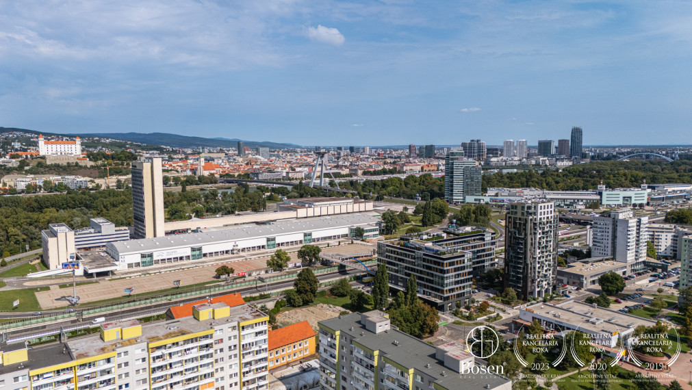 REZERVOVANÉ: BOSEN | 3kk byt v novostavbe EINPARK s panoramatickými výhľadmi