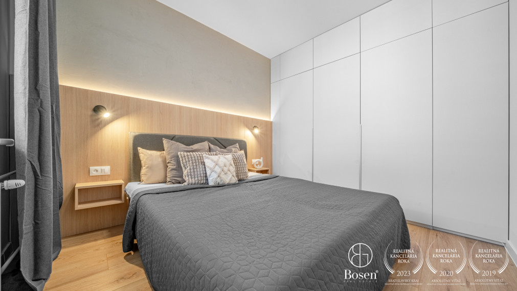 BOSEN | PREDANÉ Kompletne zrekonštruovaný 2 izbový byt, Kalinčiakova