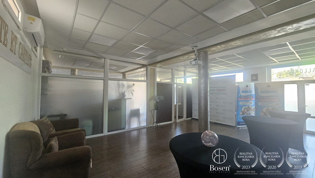 BOSEN | Polyfunkčná budova - kancelárie, gastro a 2 byty – D. Streda
