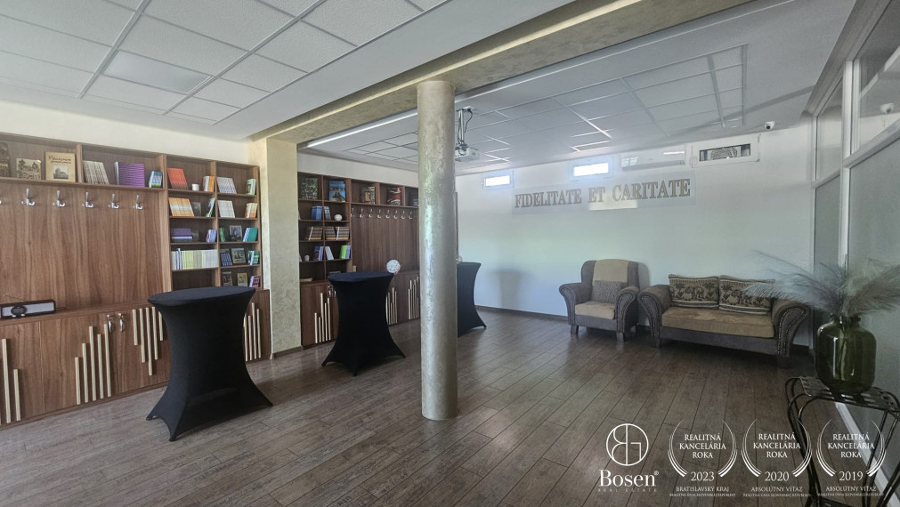 BOSEN | Polyfunkčná budova - kancelárie, gastro a 2 byty – D. Streda