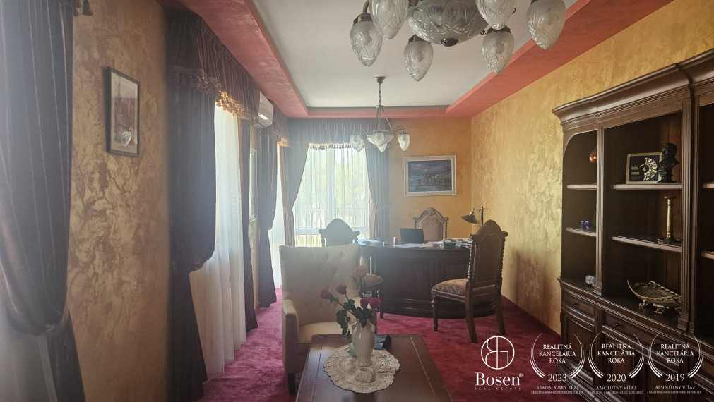 BOSEN | Polyfunkčná budova - kancelárie, gastro a 2 byty – D. Streda