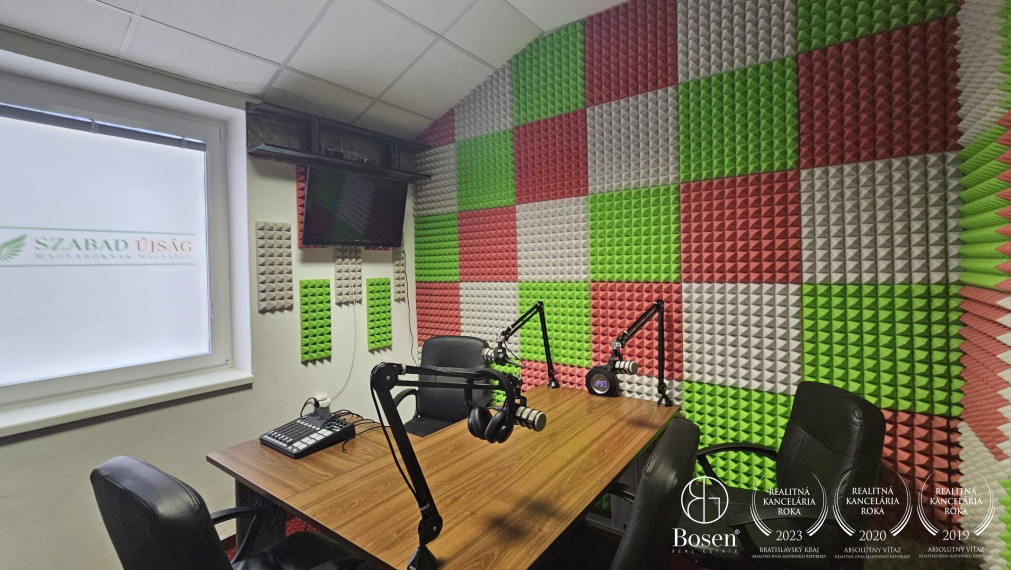 BOSEN | Polyfunkčná budova - kancelárie, gastro a 2 byty – D. Streda