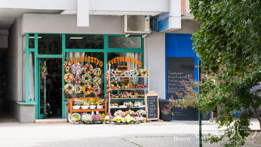 Bosen I Rezervované !!! obchodný priestor po rekonštrukcii