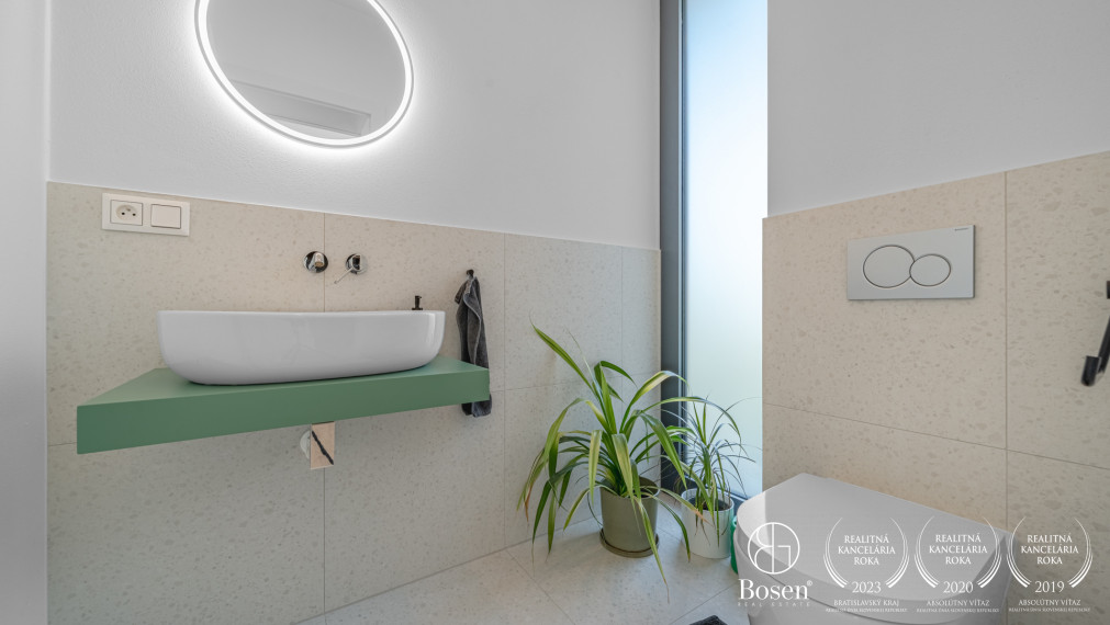 BOSEN | Rodinná vila s hosťovským domom - Záhorské Sady, pozemok 1600 m2