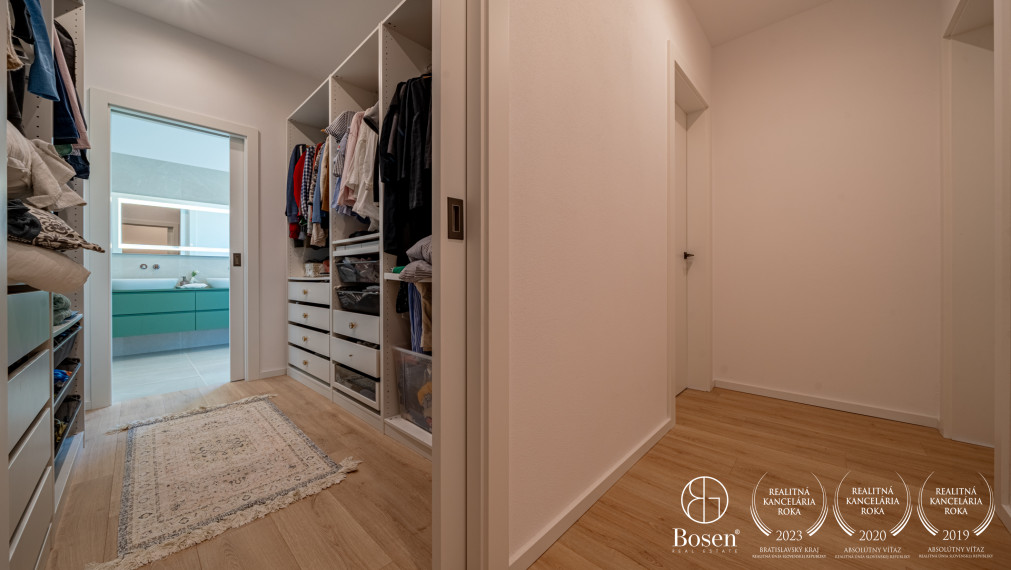 BOSEN | Rodinná vila s hosťovským domom - Záhorské Sady, pozemok 1600 m2