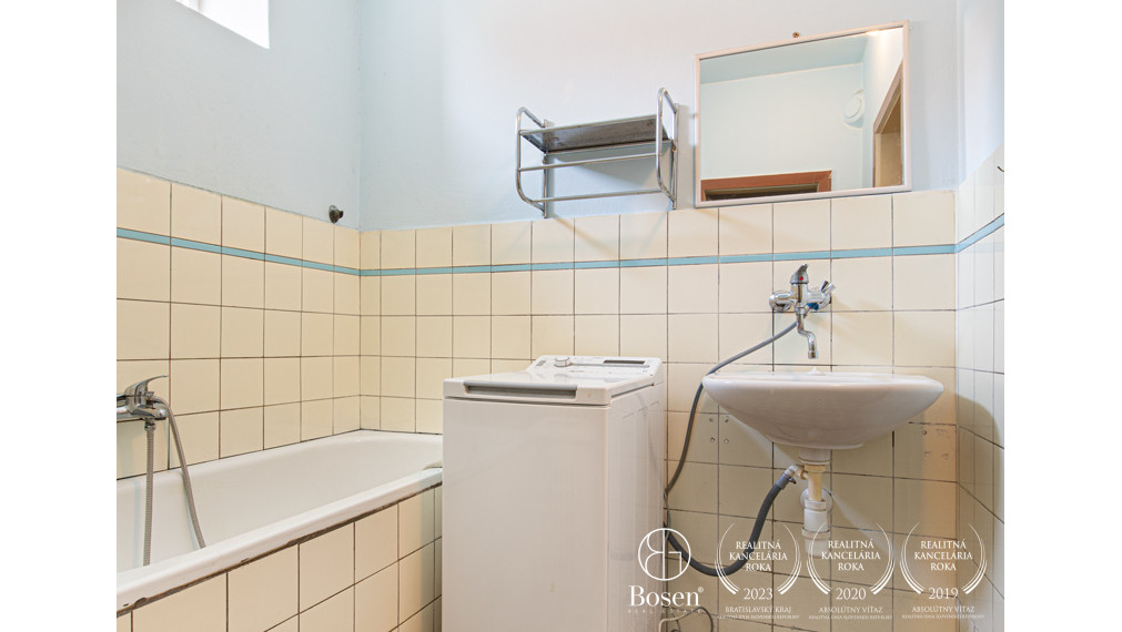 BOSEN | REZERVOVANÉ | Rodinný dom s veľkým pozemkom – Vrakúň