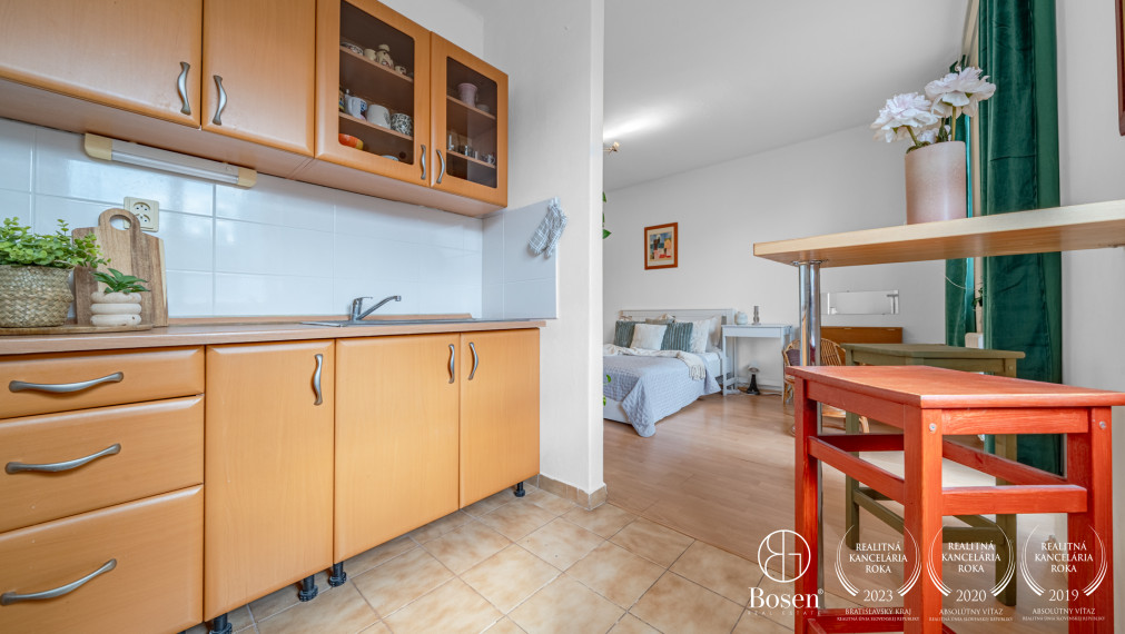 PREDANÉ: BOSEN | Investičný 1-izbový byt, Staré Mesto - Dunajská, 32 m2