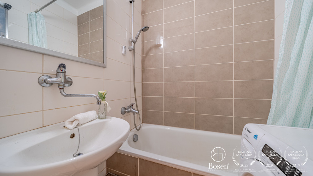 PREDANÉ: BOSEN | Investičný 1-izbový byt, Staré Mesto - Dunajská, 32 m2